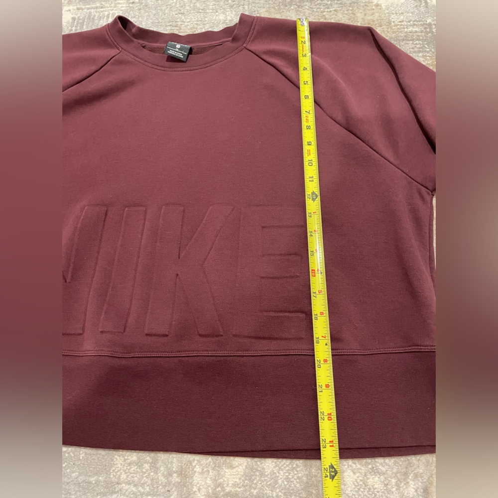 Nike Women's Burgundy Cropped Crewneck Sweatshirt Size XXL EUC - Picture 11 of 12